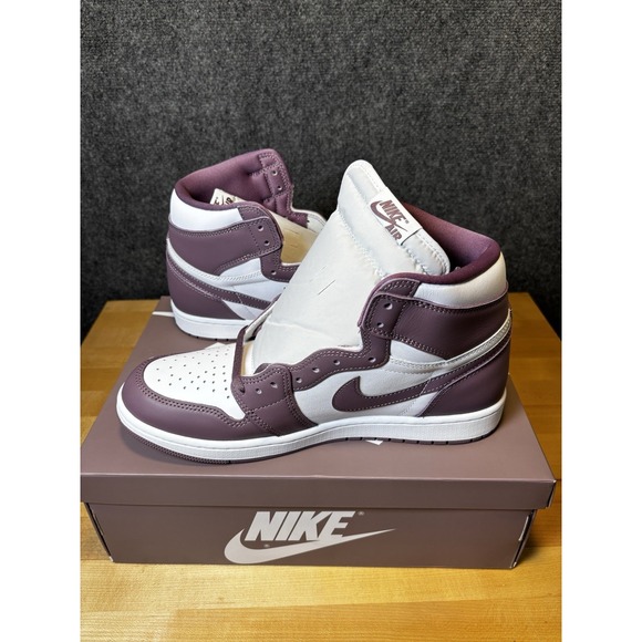 Size 10.5 Men's- Nike Air Jordan 1 Retro OG High Mauve New In Box - Picture 3 of 7